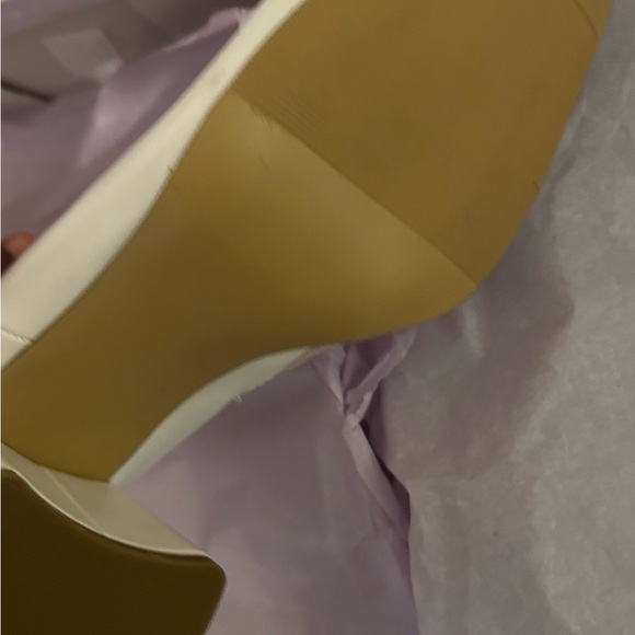 🍃Brand New White Ankle Boots - Picture 2 of 4